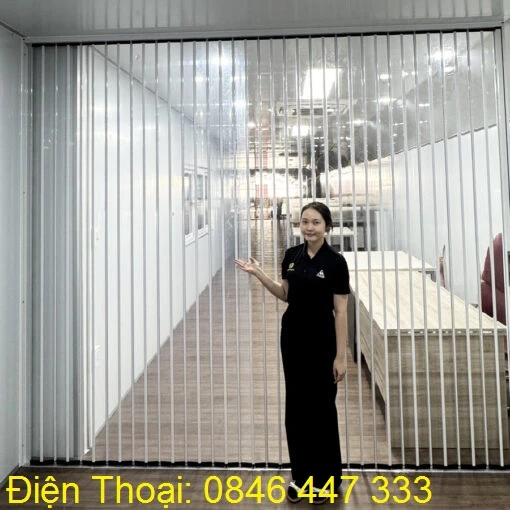 Vách ngăn trong suốt cửa xếp lá nhựa trong suốt Slim